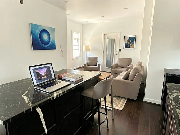 1212 Gorman St — Photo 3