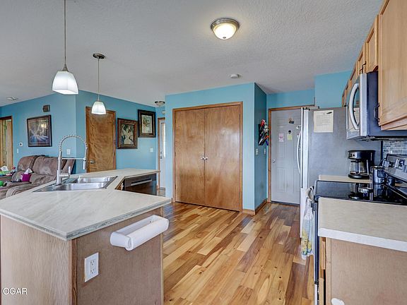 4th image of 2044 S Highview Ave