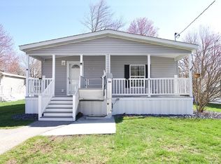 10 Meredith Dr, Hampstead, NH 03841