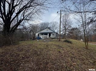 465 Old Brick Rd, Murphysboro, IL 62966