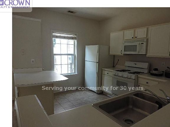 3rd image of 4645 Valais Ct Unit 5