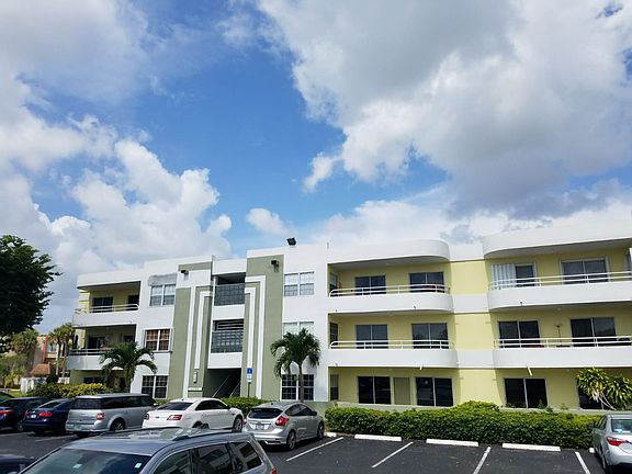 5th image of 10785 SW 108th Ave APT 102