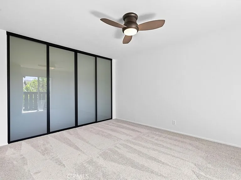 128 Clearbrook — Photo 11