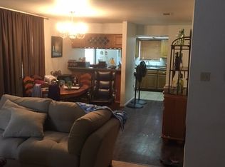 107 Wilshire Dr, Euless, TX 76040