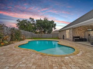 5164 Sandy Shores Dr, Gulf Breeze, FL 32563