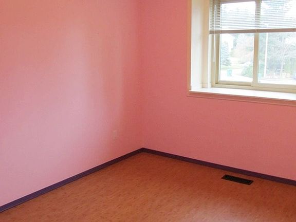 4th image of 12167 Prescott Pl NW