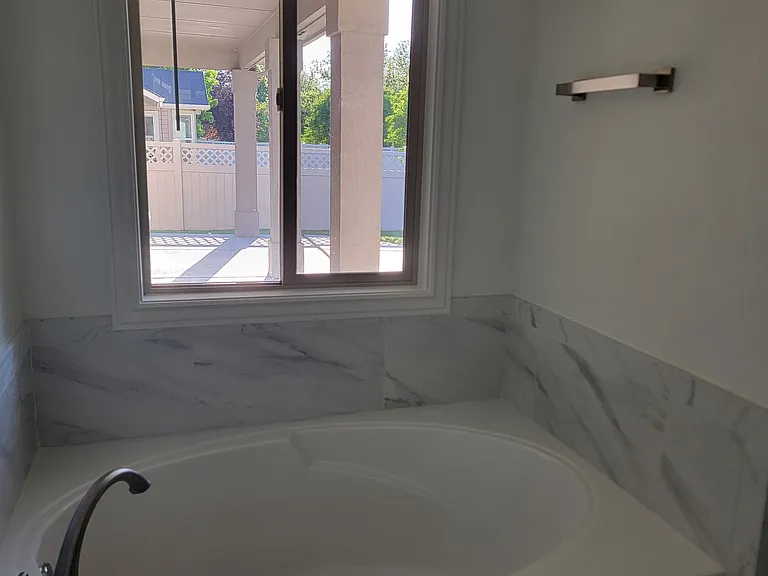 2880 W Ravenna St — Photo 74