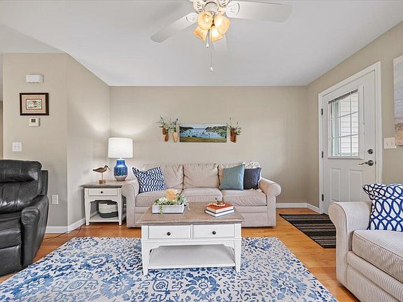 5th image of 7 Coastal Woods Drive #102