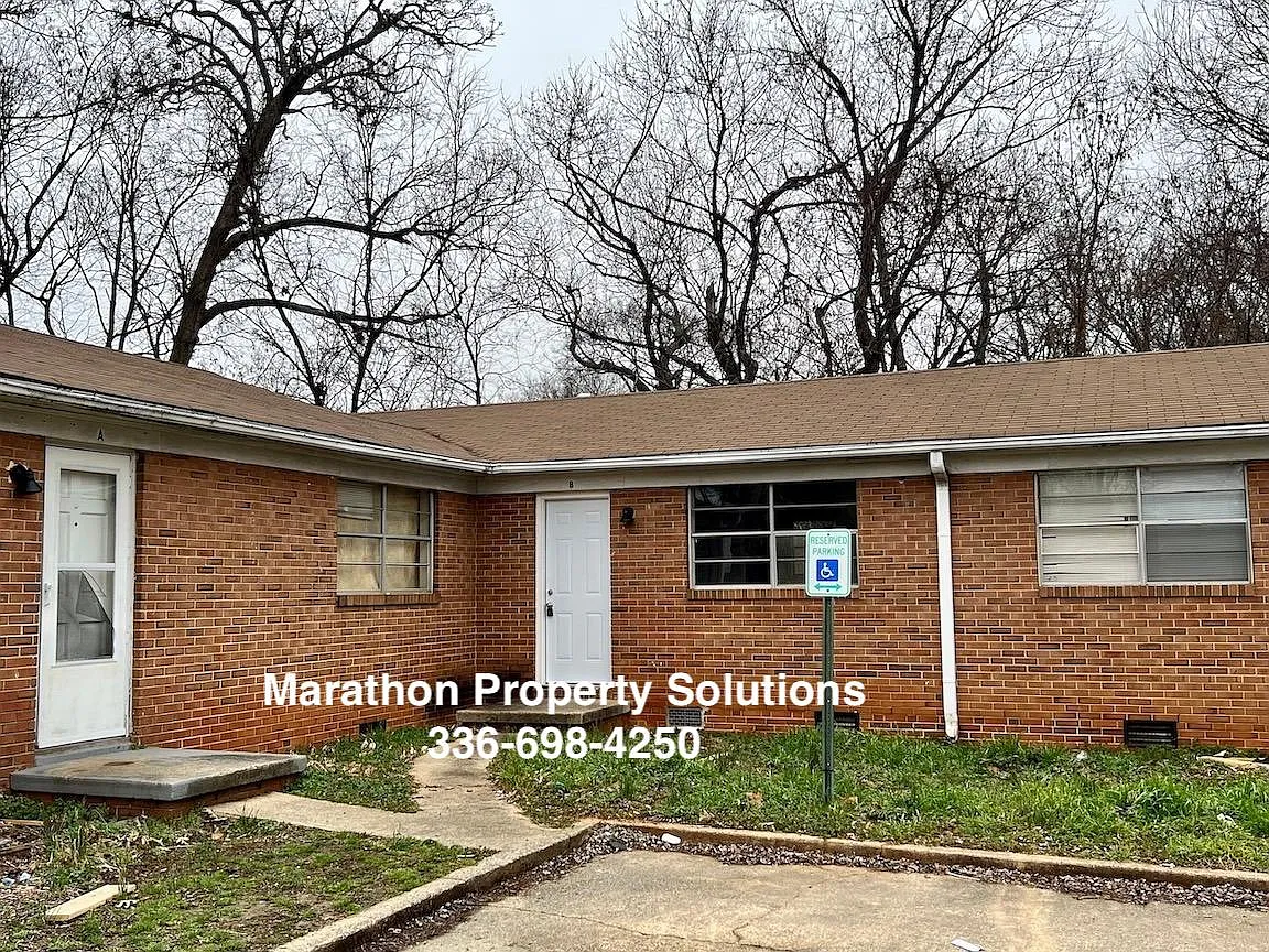 2 bed, 720 sqft, $750 — Photo 1