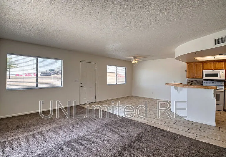 2982 Winterhaven Dr — Photo 8