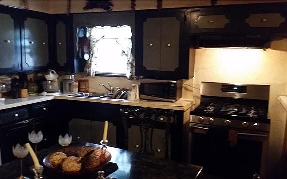 3rd image of 4425 Kolloch Dr