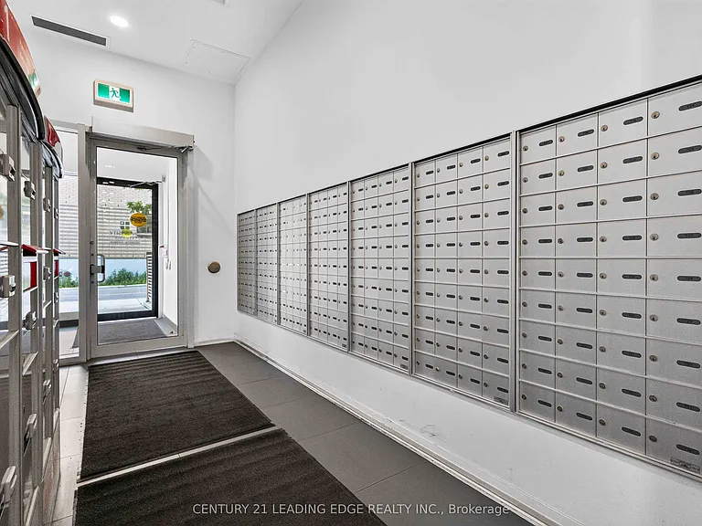 1900 Simcoe St N #628 — Photo 4