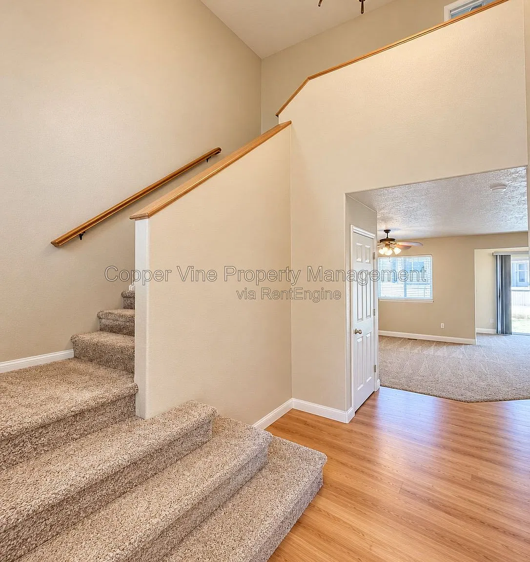 3 bed, 2.5 bath, 2273 sqft, $2,245 — Photo 4