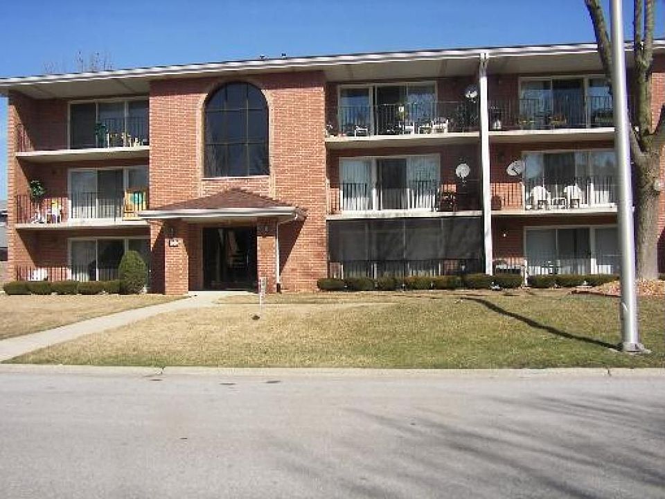 1st image of 5030 Circle Dr APT 104