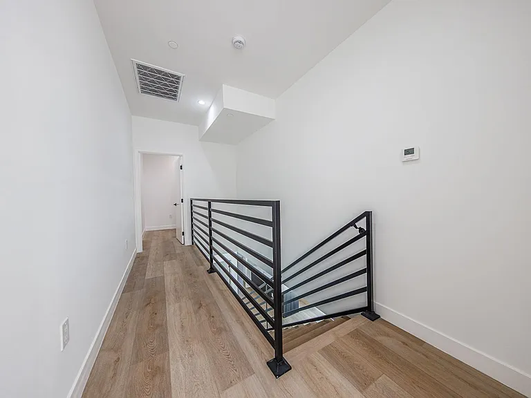 11311 Collins St — Photo 84
