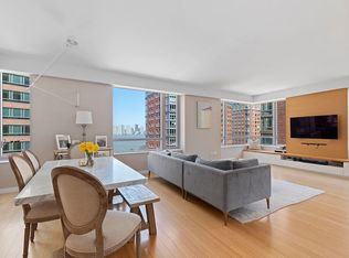 Riverhouse, One Rockefeller Park, New York, NY 10282