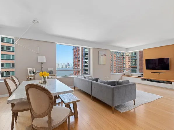 2 River Ter APT 8L, New York, NY 10282