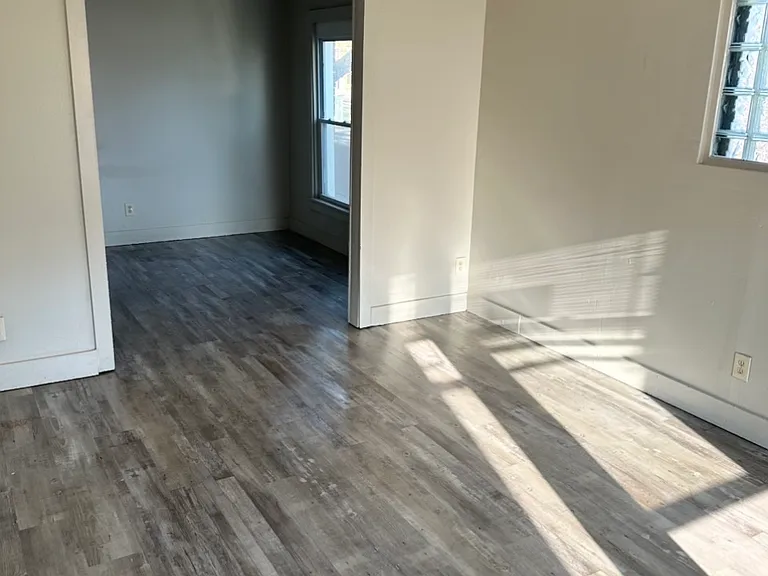 1050 Lakewood St #1S — Photo 3