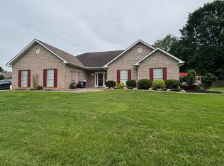 2010 Argonne Dr, Maryville, TN 37804