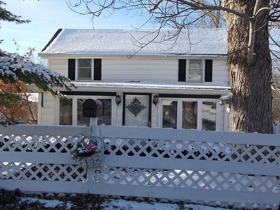 1st image of 317 Jameson Ave