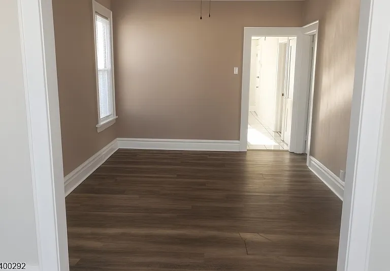 71 Crystal St — Photo 4