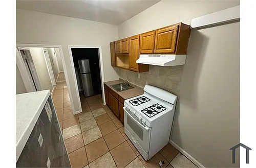 316 Mount Prospect Ave #7 Photo 1