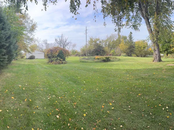 1091 Farnsworth Rd, Lapeer, MI 48446