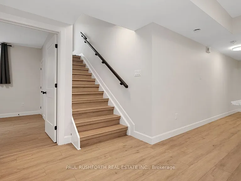 7035 Notre Dame St #B — Photo 2