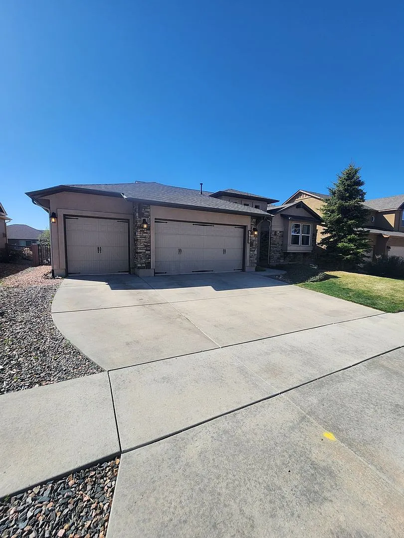 Building Photo - 5935 Harney Dr