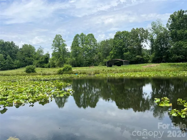 99999 Jones Rd, Fletcher, NC 28732