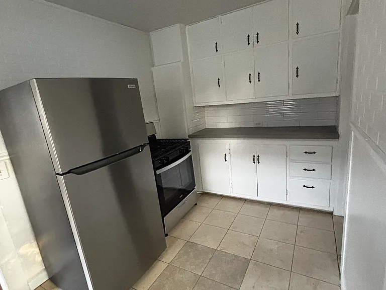 218 S Ash St — Photo 9