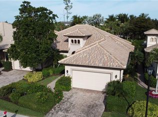 7393 Moorgate Point Way, Naples, FL 34113