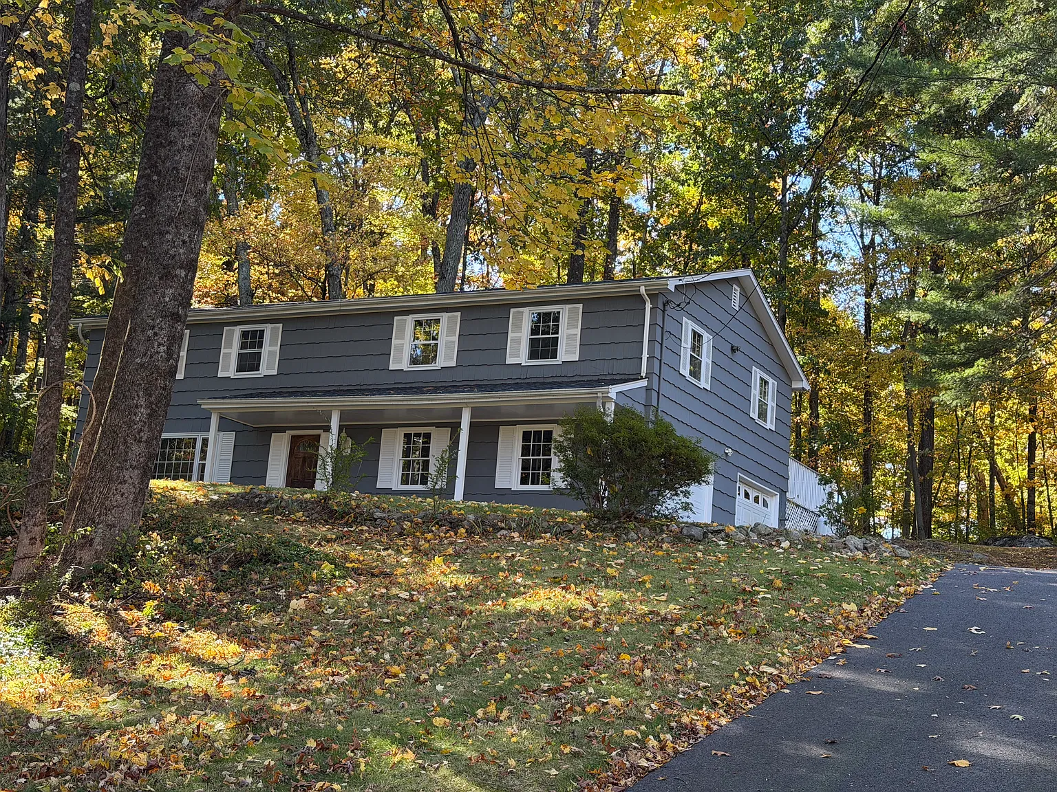 4 bed, 2240 sqft, $3,500 — Photo 3