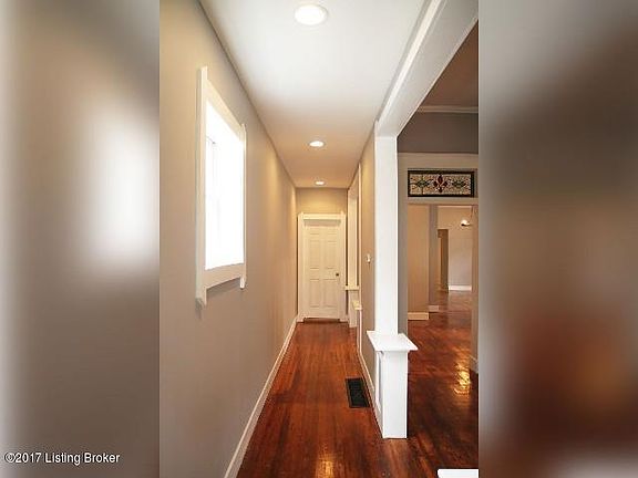 2nd image of 938 Ash St