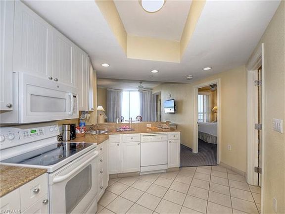 5th image of 200 Estero Blvd #709