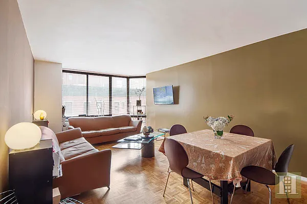 Rented by Halstead Real Estate | media 33