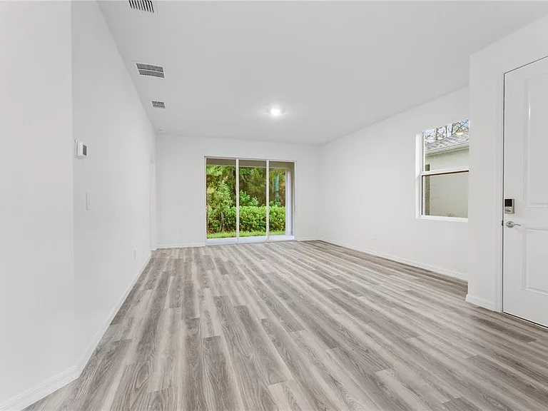 31351 Paper Birch St — Photo 11