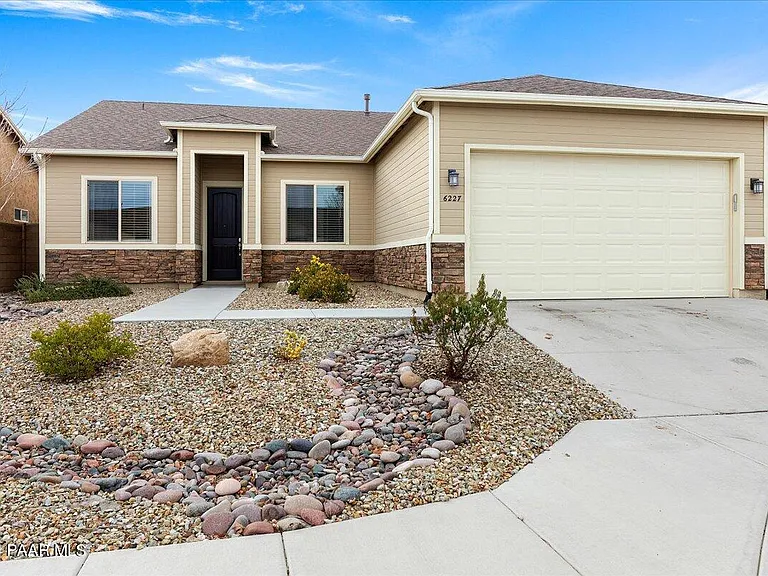 6227 E Bower Ln — Photo 1