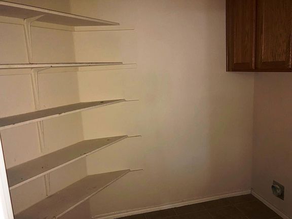 5th image of 2203 Griffin Dr