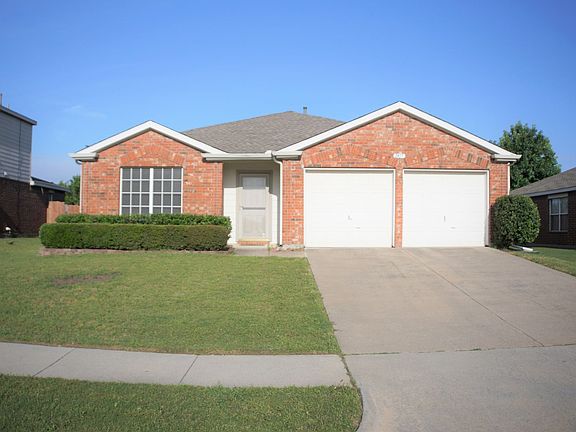 2nd image of 2417 Hampton Dr