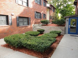 75 11th St APT 3, Troy, NY 12180