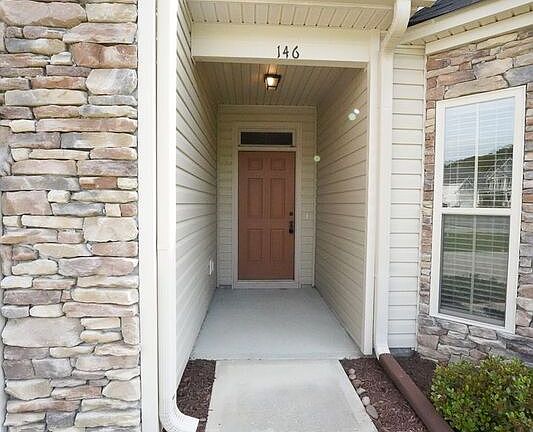 4th image of 146 Laguna Way