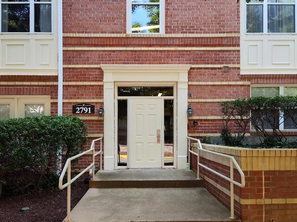 2791 Centerboro Dr APT 272, Vienna, VA 22181