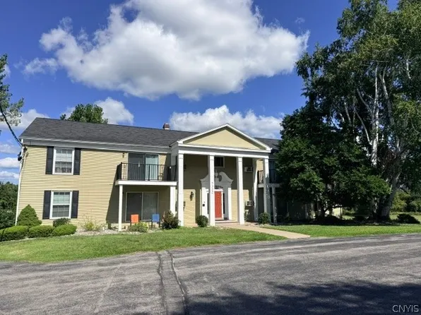 7112 New Yorker Ave APT 6, Canastota, NY 13032