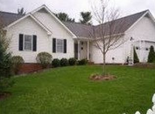 272 E Bailey Rd, Lewisburg, WV 24901