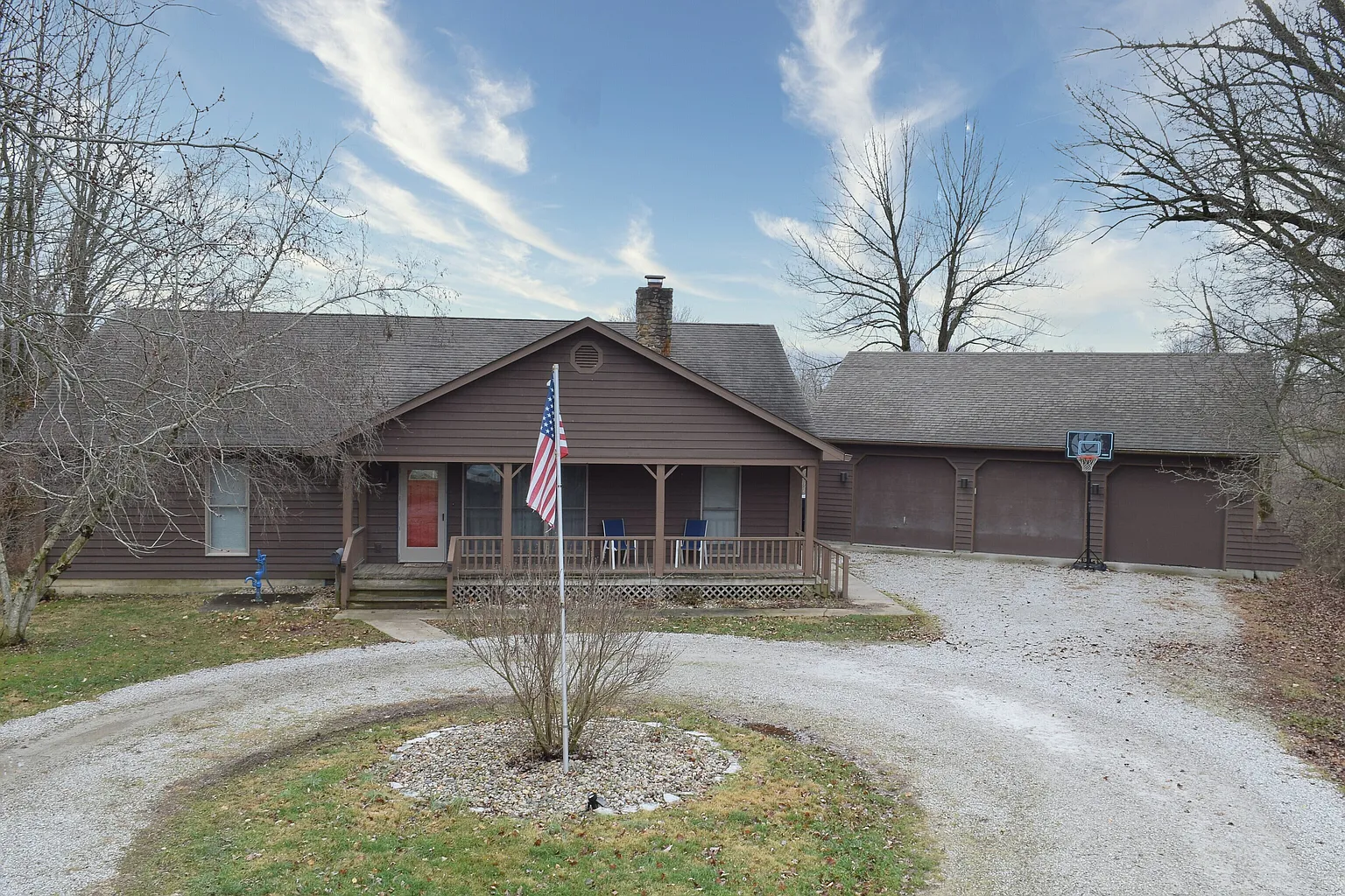 28 Sunset Dr photo 1