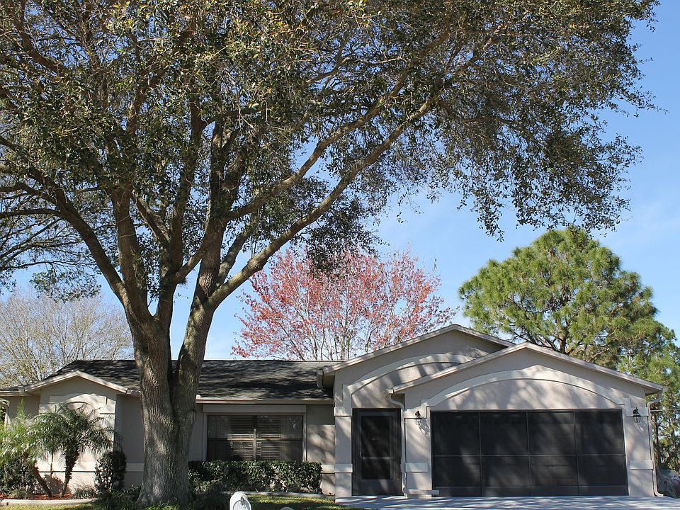 1st image of 821 Seven Gables Cir SE