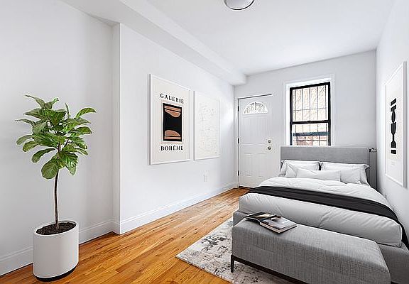 5th image of 306 Saint James Pl #Garden