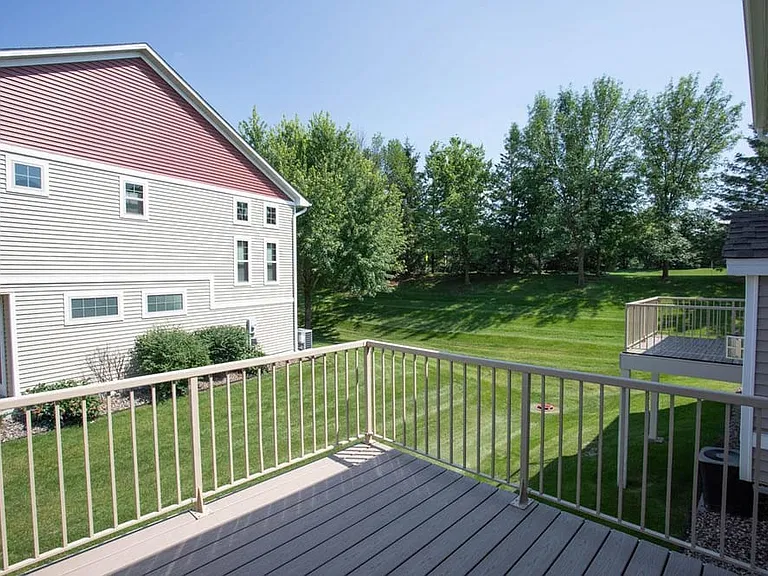 3175 Frontier Dr — Photo 25