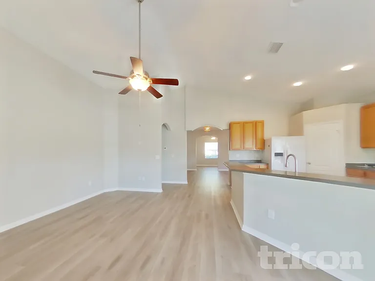 3921 Langdrum Dr — Photo 5